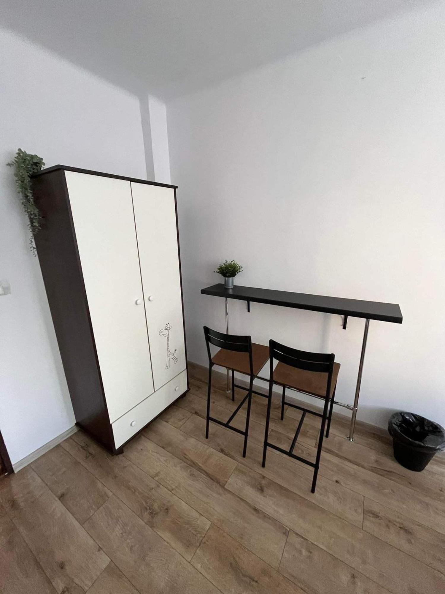 Well Apartment In Old Town Krakau Exterior foto